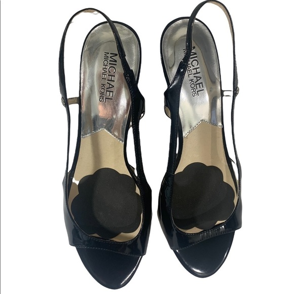 - Michael Kors Black Patent Leather Slingback Strappy Sandals - Picture 3 of 7